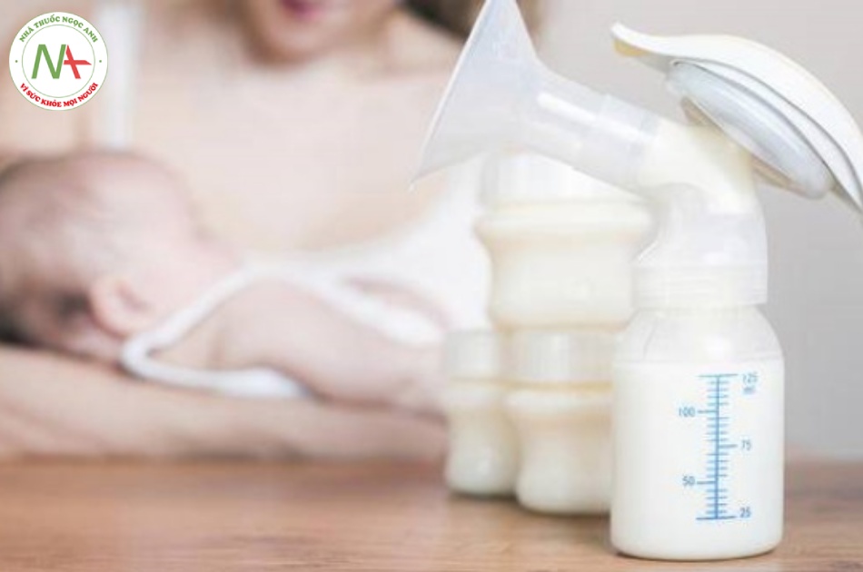 Liệu việc xin sữa ngoài cho con dùng thì có nguy cơ lây bệnh cho trẻ không?