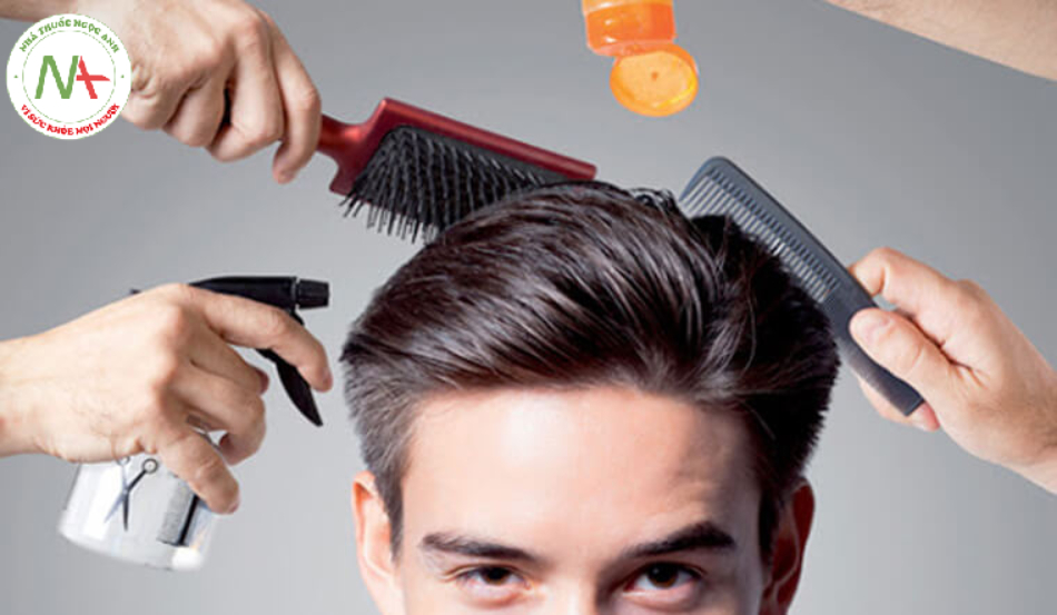 Thường xuyên sử dụng hóa chất lên tóc có thể gây gàu ngứa
