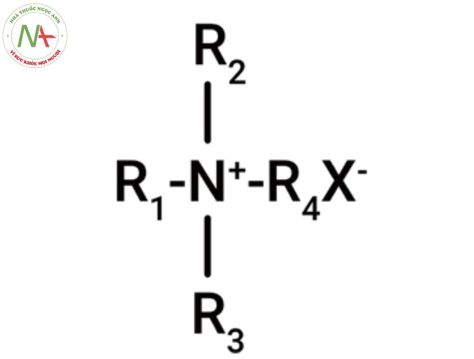 Cấu trúc phân tử của chất bề mặt tích điện dương là muối amoni của nhóm alkyl. Ở đây đầu ưa nước là nhóm N⁺ nên nó tích điện dương.